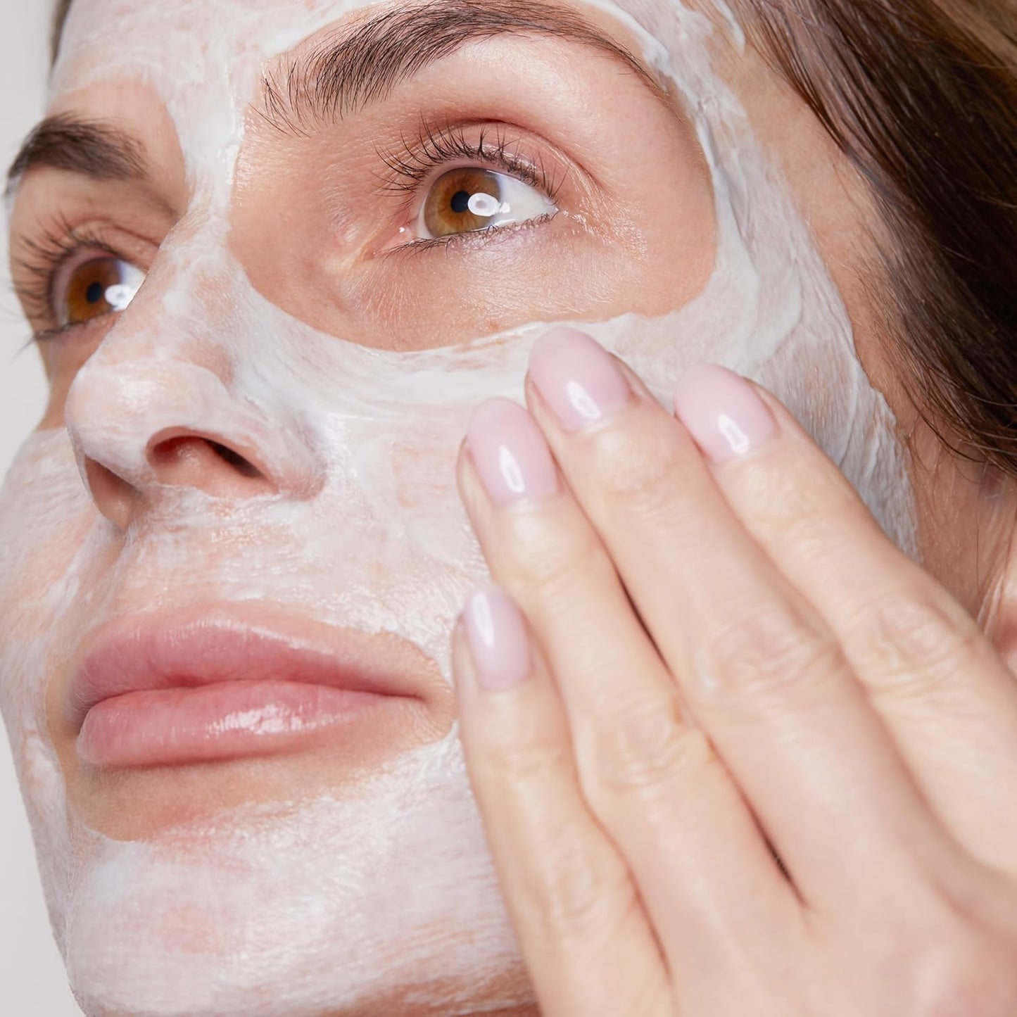 Cryo-Flash Face Mask | Visible Lift Effect in 10 Minutes* | Visibly Minimizes Pores | Boosts Radiance | Pro like Results | All Skin Types